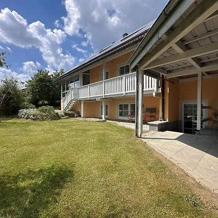 Zur Gradlhoehe Feriehus