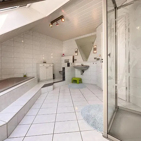 Zur Gradlhoehe Schönsee